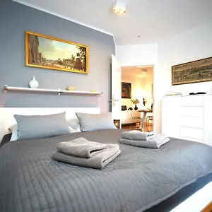 the-berlin-getaway-80qm-in-berlins-historic-diplomatic-quarter.find-berlin-hotels.com/