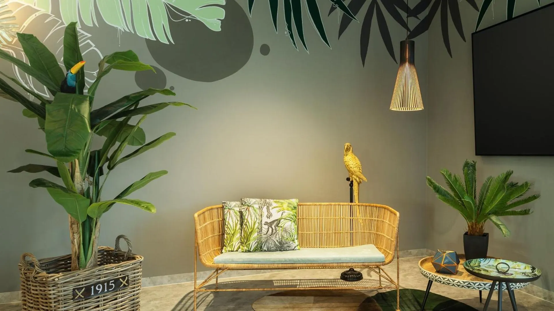 Holiday Inn - The Niu, Crusoe Bremen Airport By Ihg 3*,