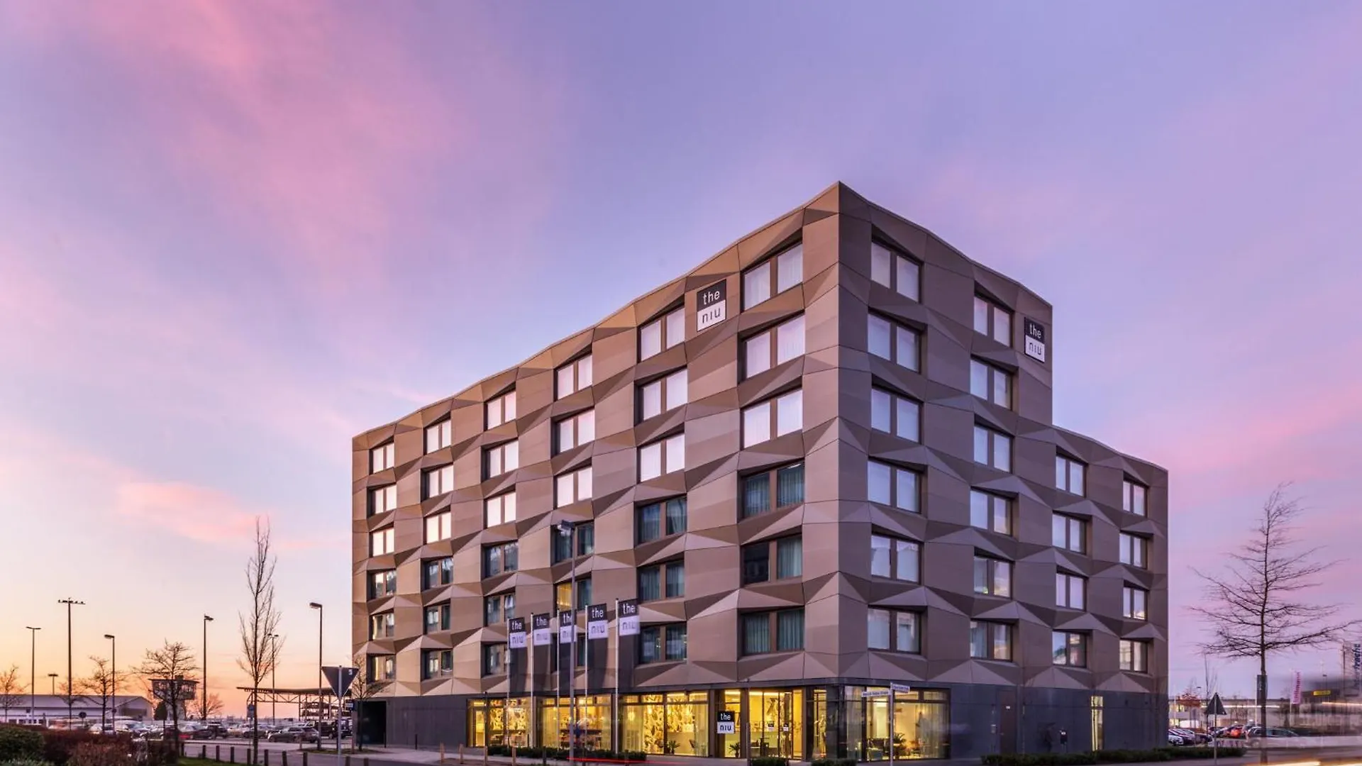 Holiday Inn - The Niu, Crusoe Bremen Airport By Ihg Hotel