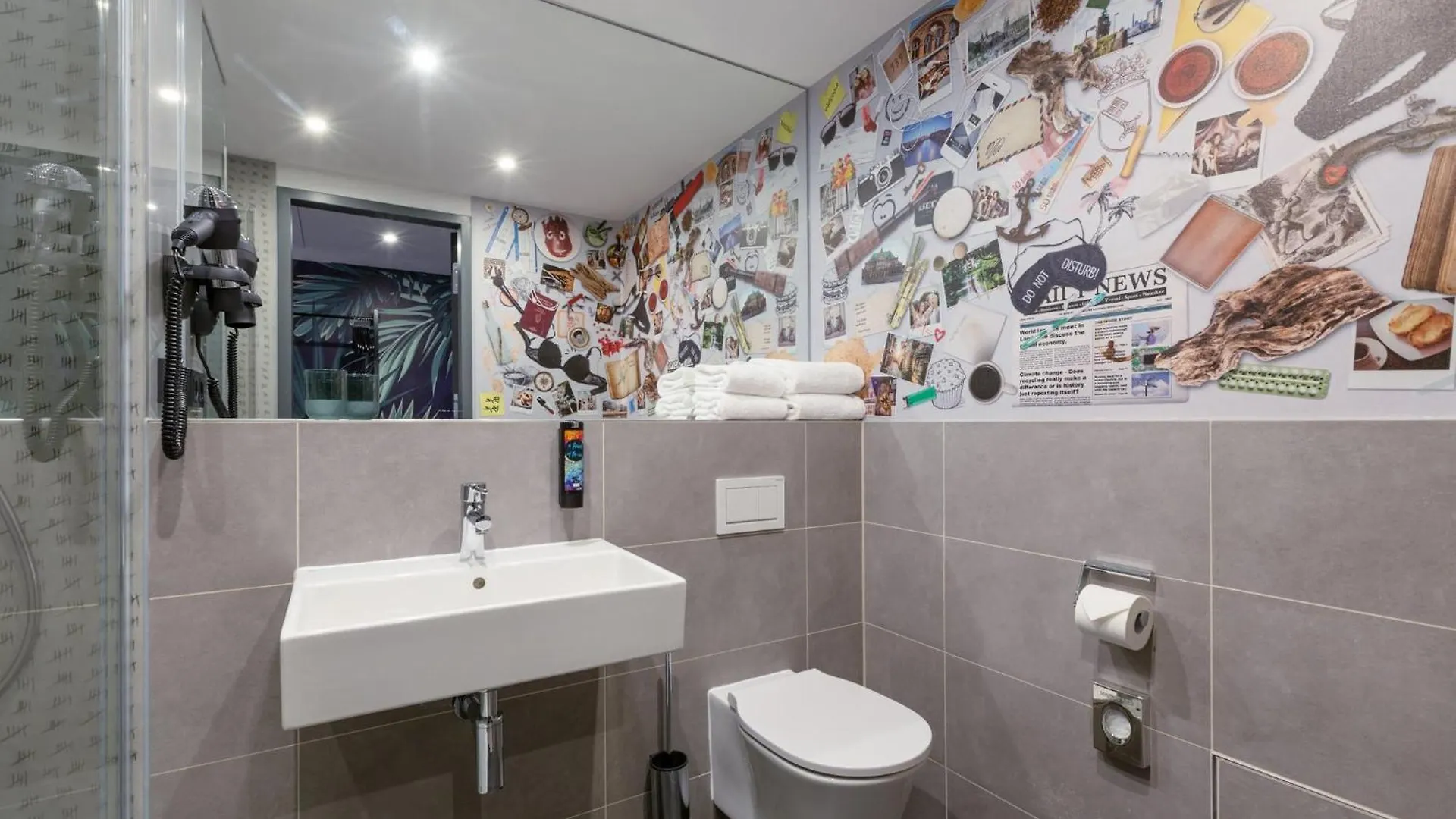 Holiday Inn - The Niu, Crusoe Bremen Airport By Ihg Germany
